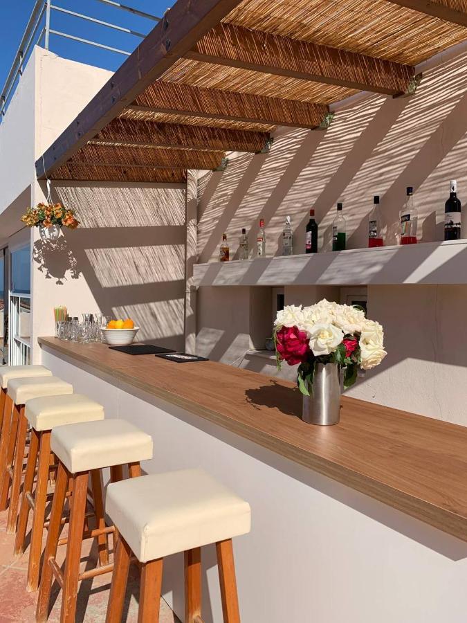 Saradari - Adults Only 4*